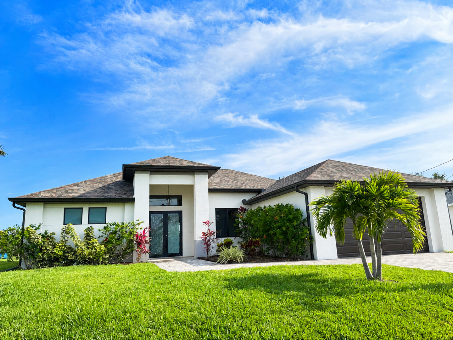 Cape Coral House: 1912 SW 13th St