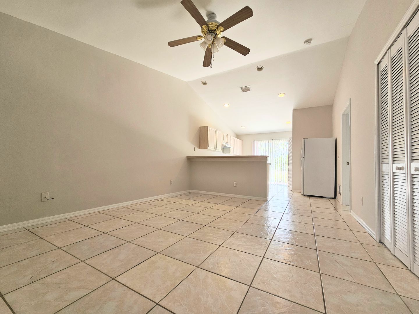 Lehigh Acres Multiplex: 124 Ivan Ave S