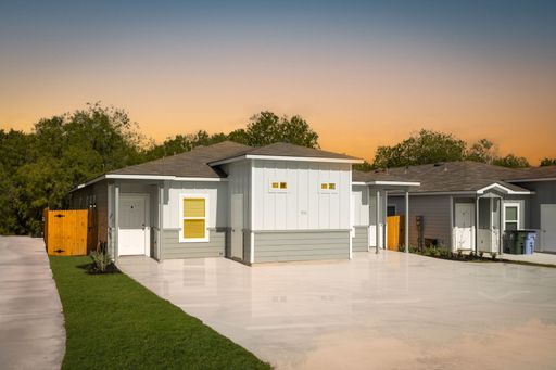 926 Country Club Dr – photo 1