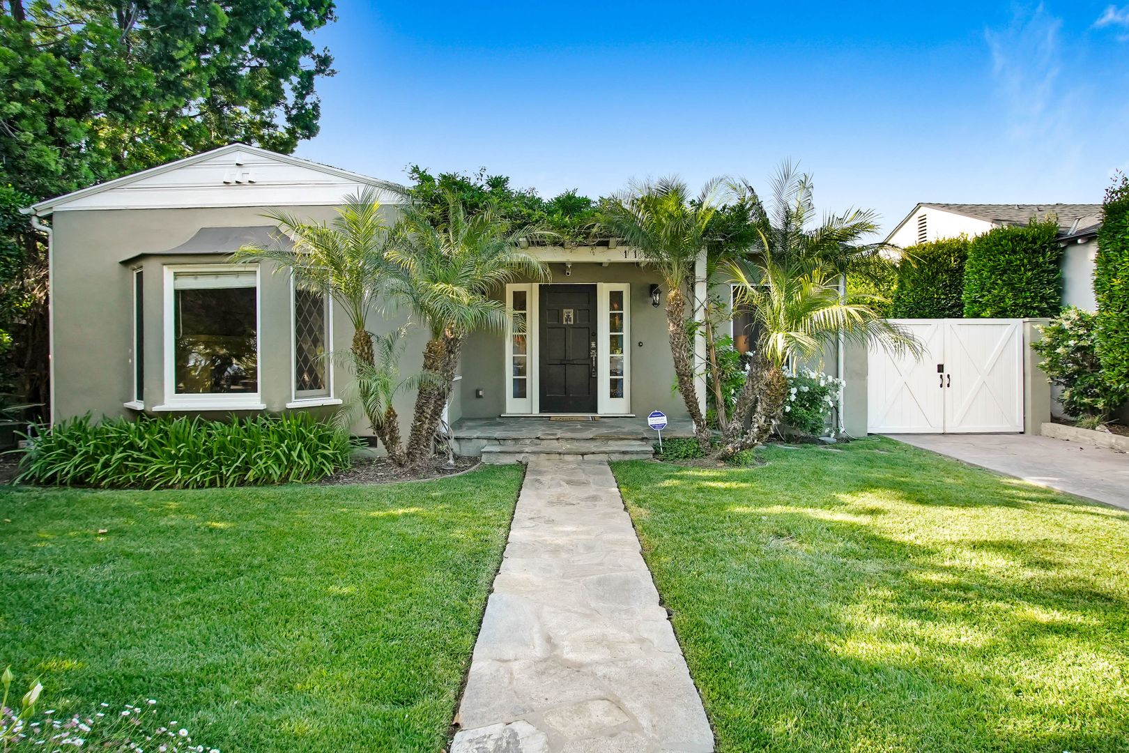 North Hollywood House: 11553 Otsego St