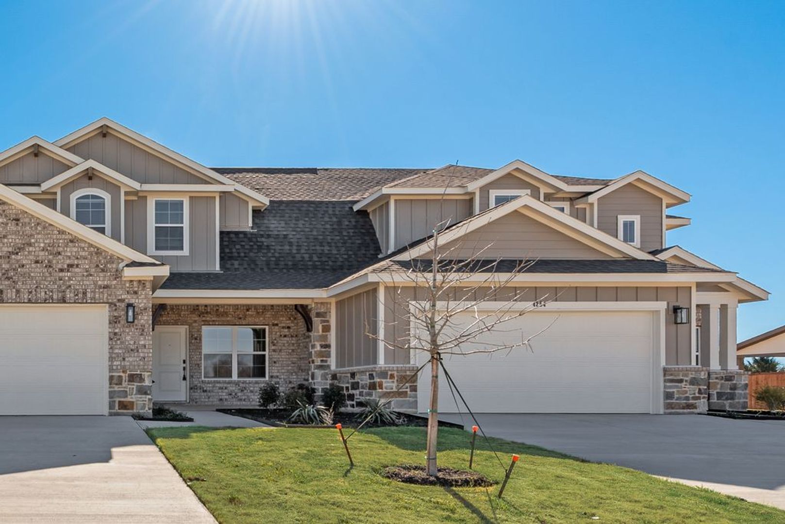 Midlothian Apartment: 4254-4256-4258 Clovis Court