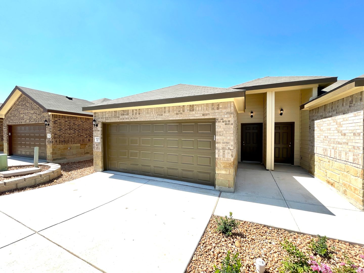 San Antonio Multiplex: 10003 Westover Bluff