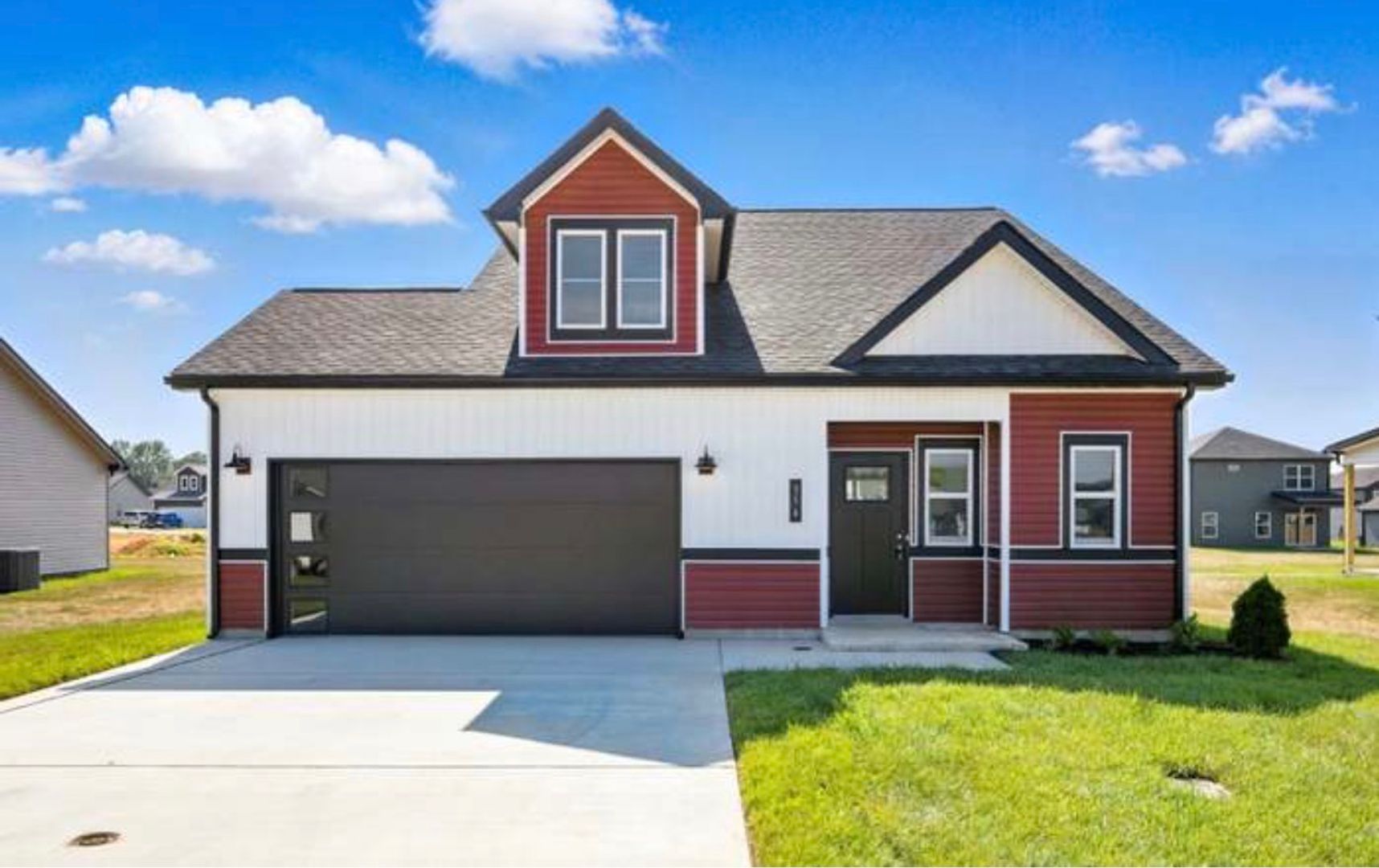 Clarksville House: 354 Galway Dr.
