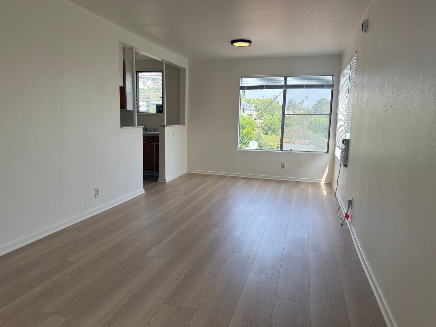 Los Angeles Apartment: 2564 Corralitas Dr.