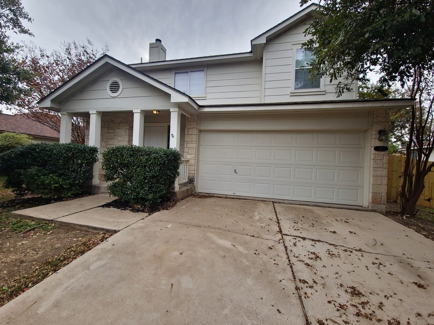Georgetown House: 107 Orange Tree Ln