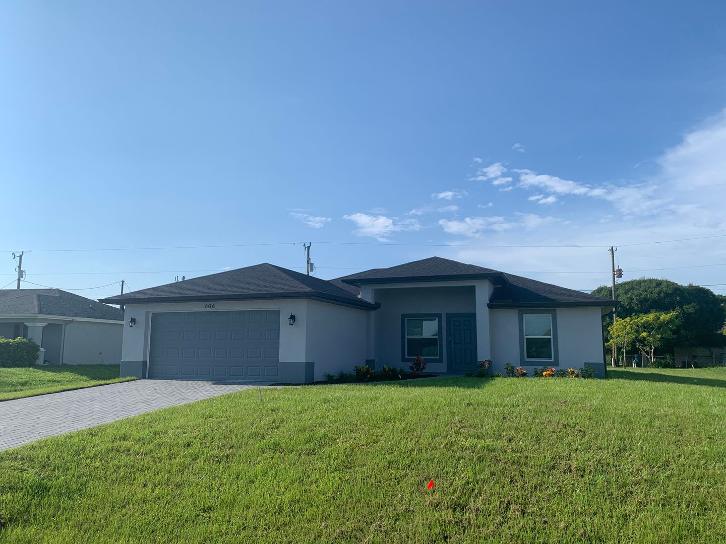 Cape Coral House: 606 NE 16th Ter