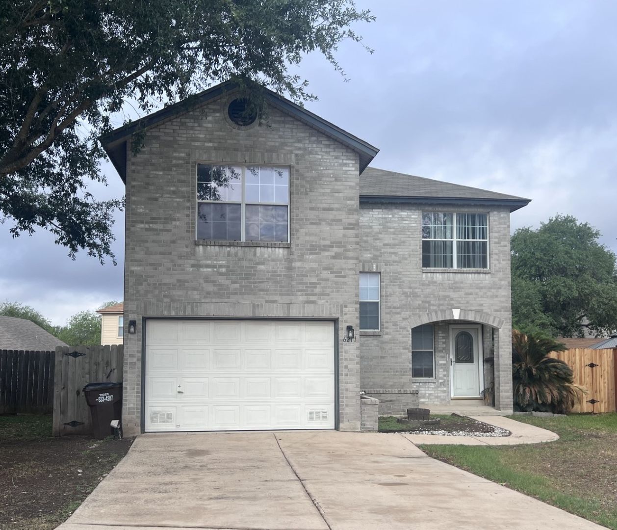 Converse House: 6211 Meandering Trail