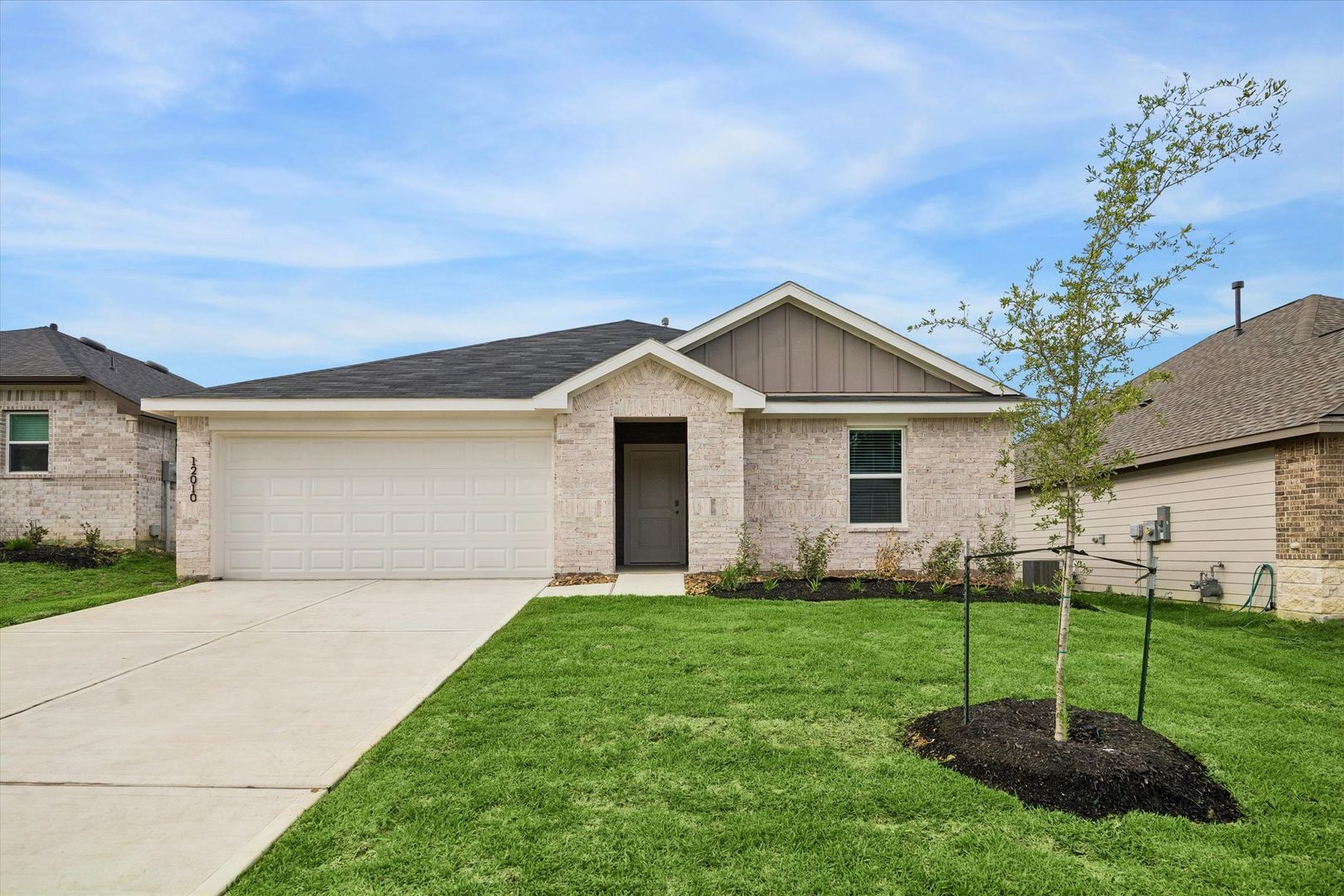 Willis House: 12010 Noble Heart Drive