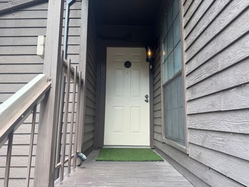 **1025/MONTH-18 month lease**1075/MONTH-12 month lease** MEDICAL CENTER** – photo 1
