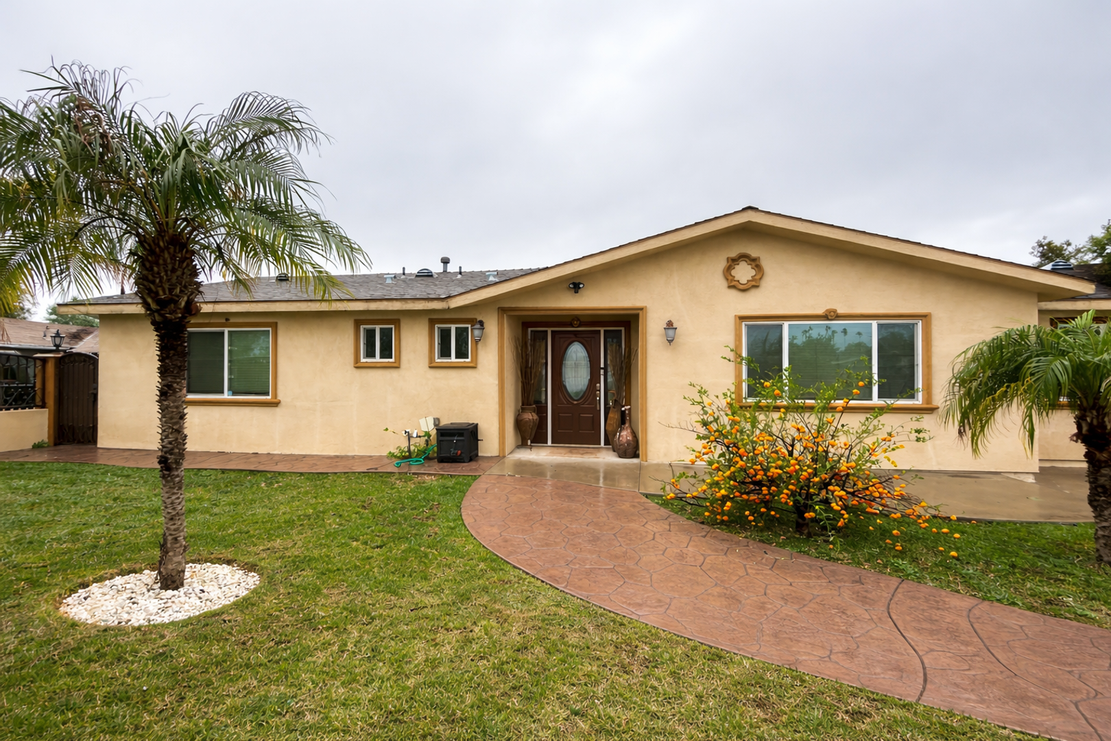 North Hollywood House: 7817 Nagle Ave