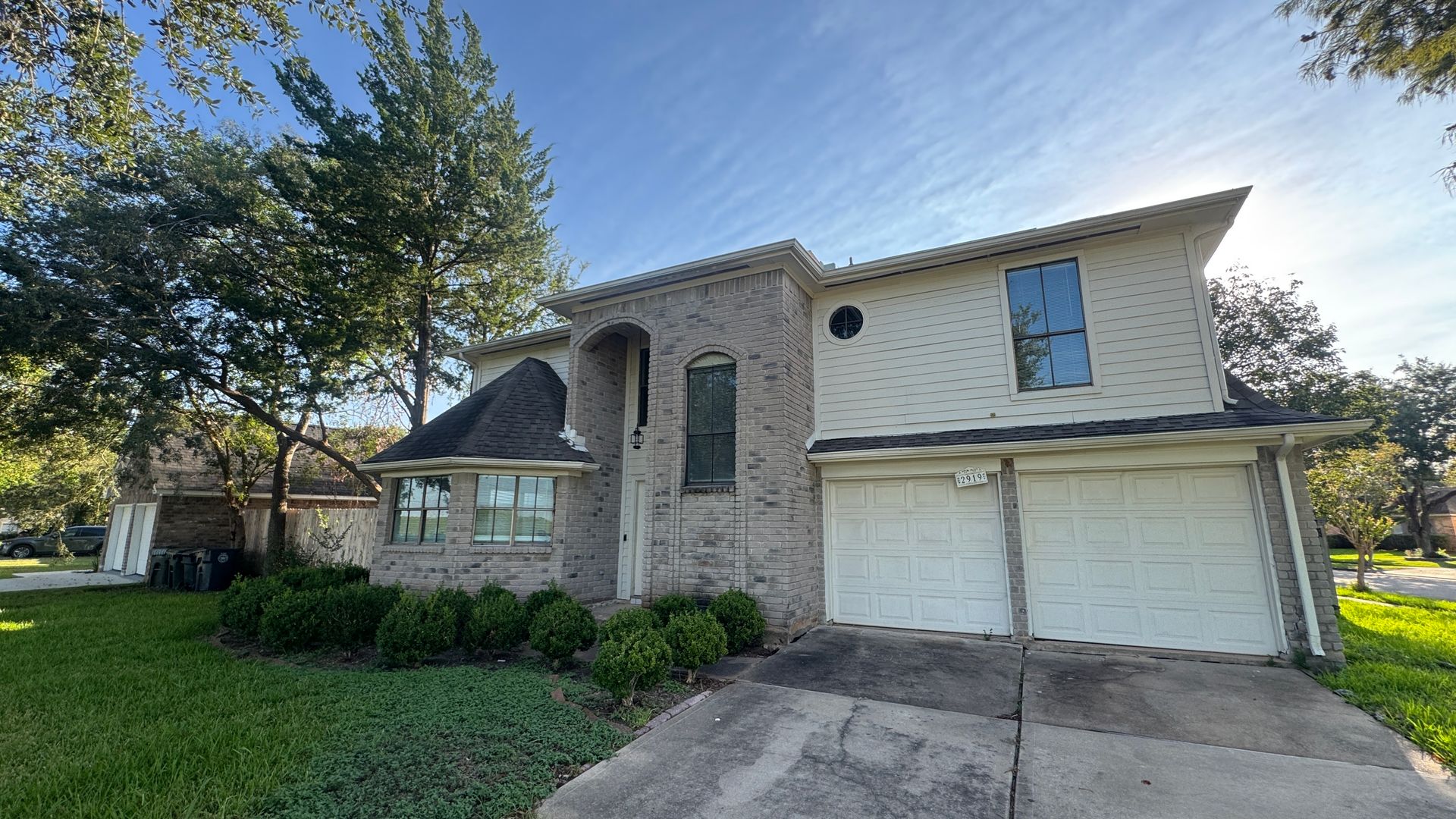 Sugarland House: 2919 Great Lakes Avenue