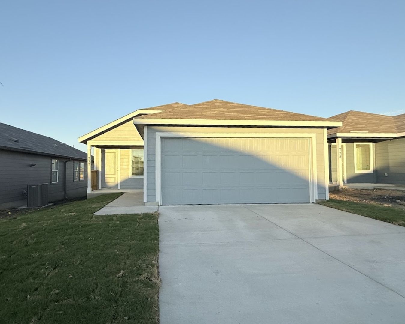 New Braunfels House: 232 Ottawa Way