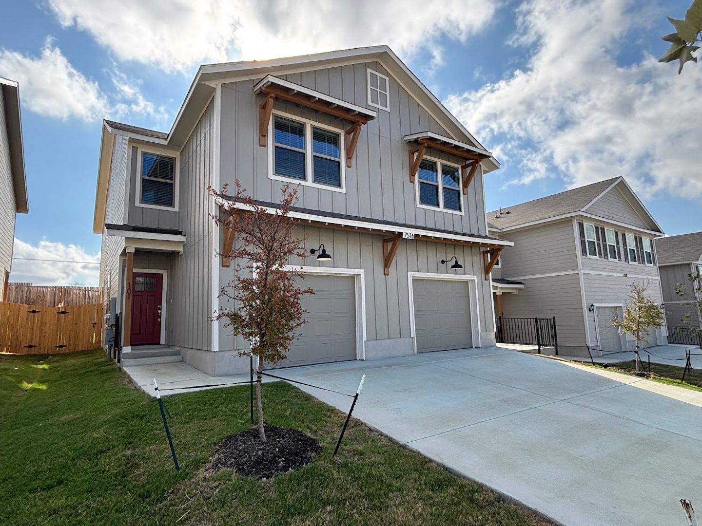 San Antonio Multiplex: 7516 Briarwood Pass Unit 1