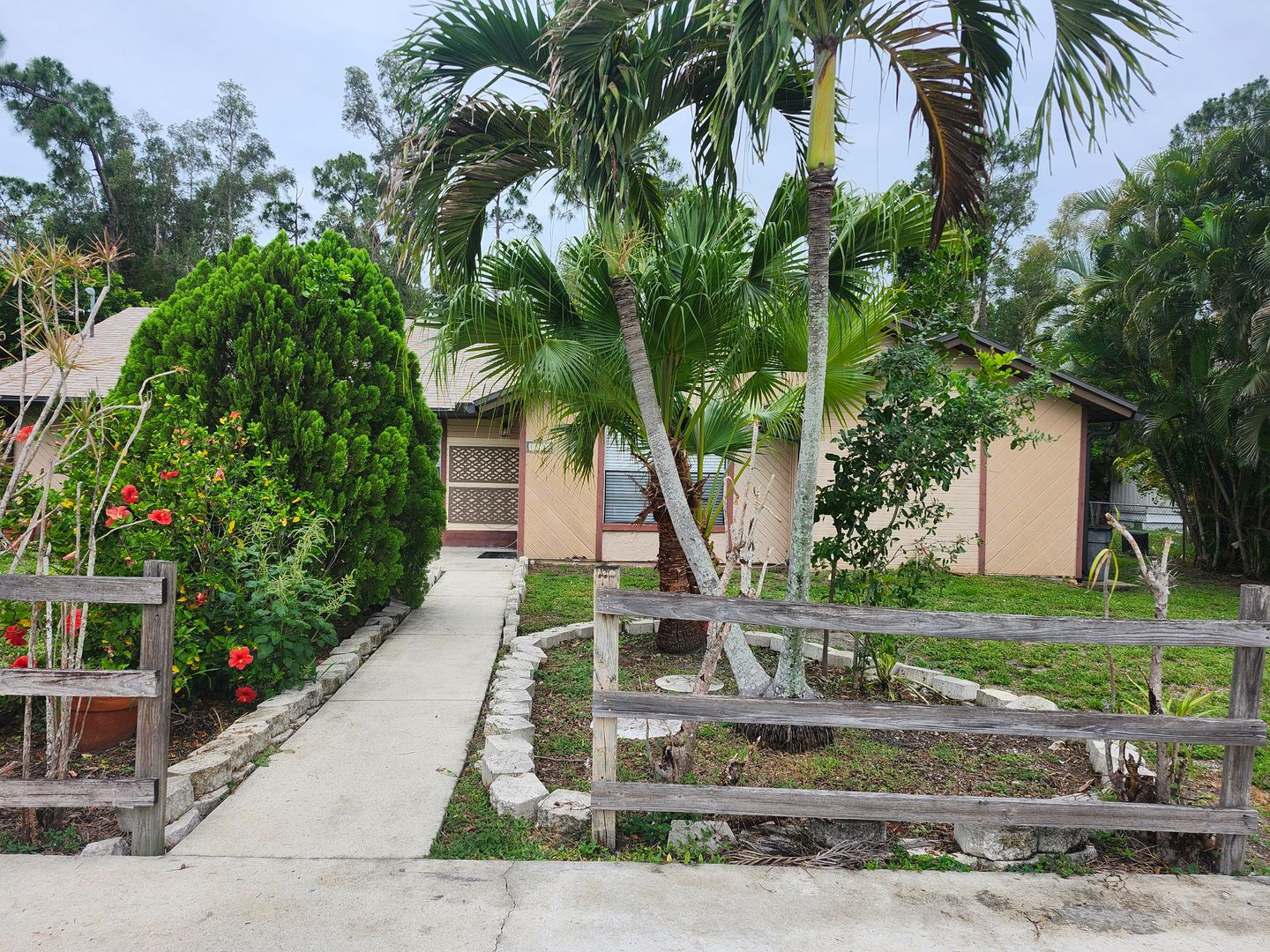Fort Myers Multiplex: 19136 Miami Blvd