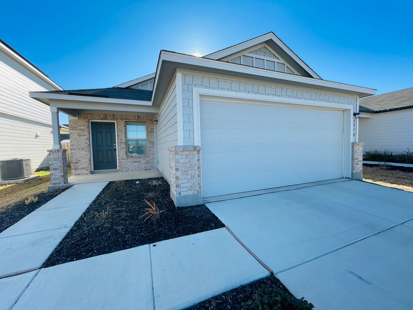 San Antonio House: 6810 Falcor Forest