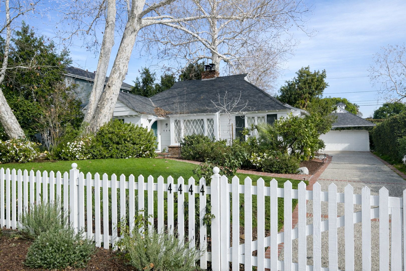 Valley Village House: 4444 Radford Ave