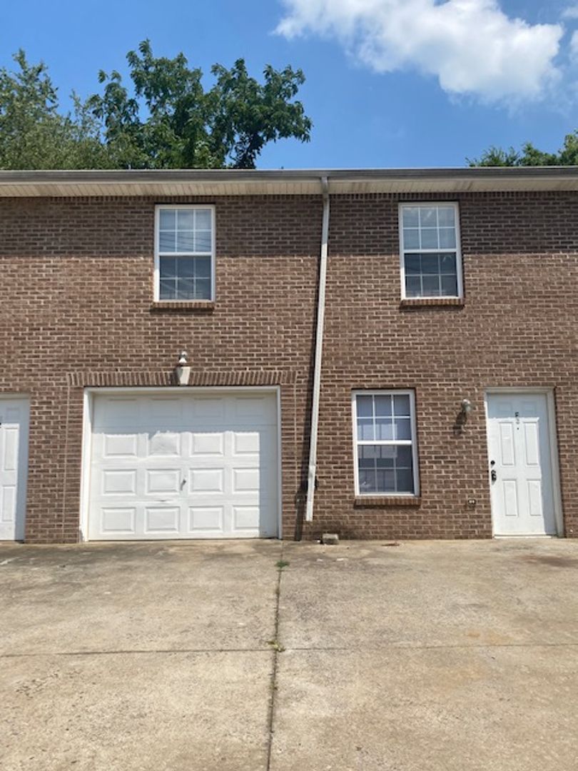 Clarksville Apartment: 535 Lafayette Rd