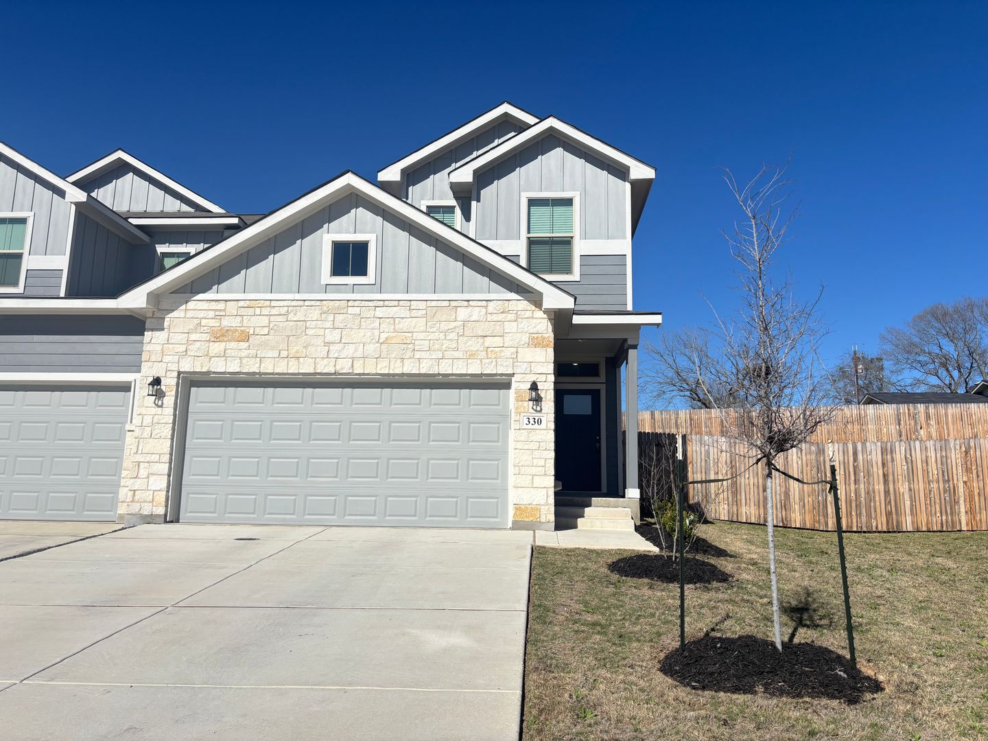 Cibolo Townhome: 330 Caleb Court
