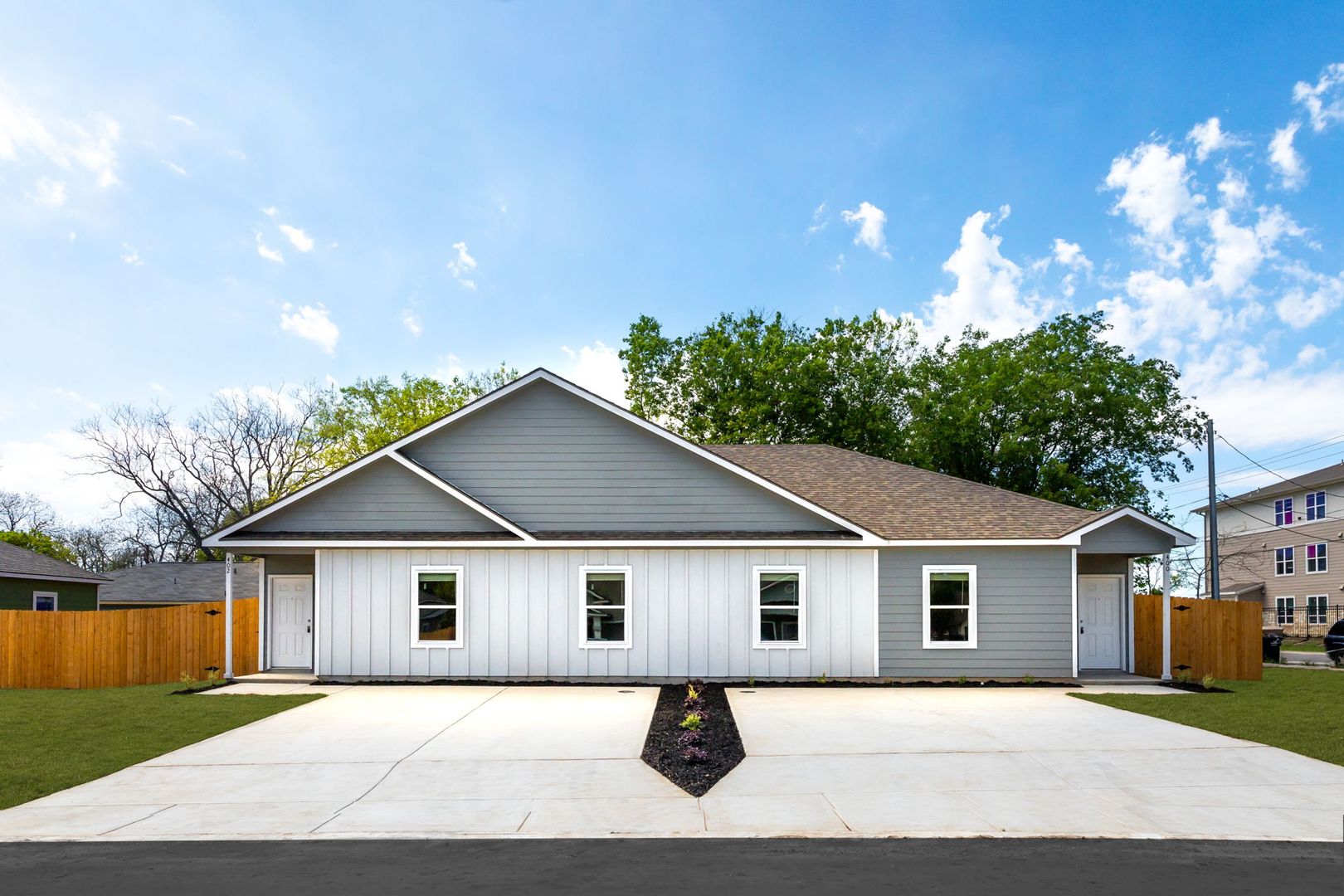 Seguin Multiplex: 502 Hudson St