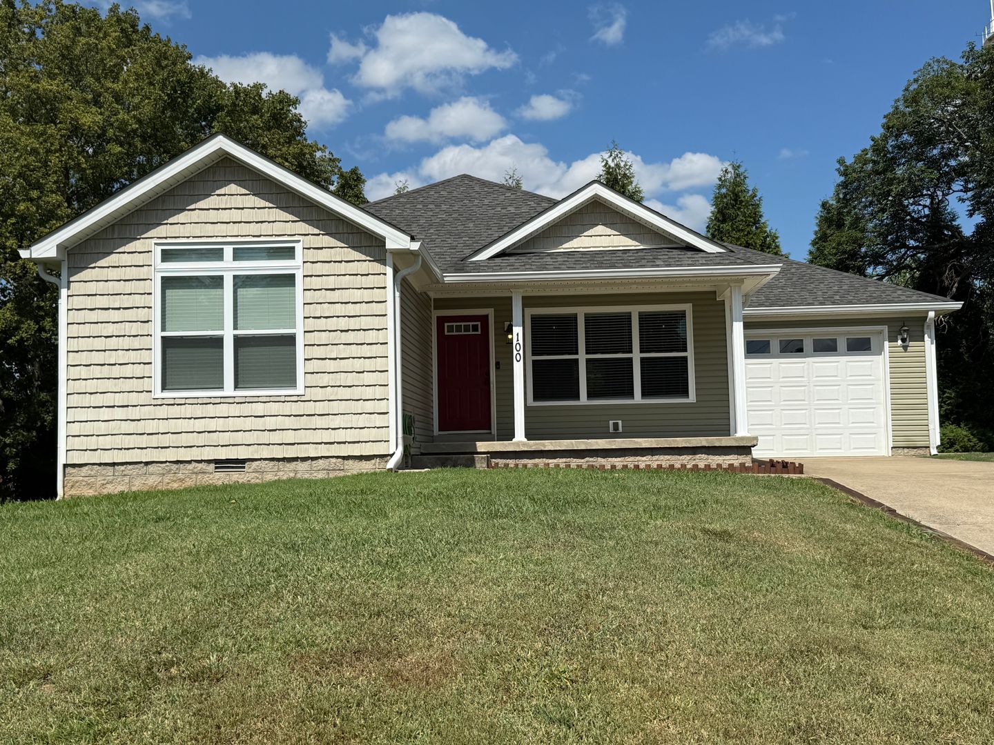 Trenton House: 100 Rosenwald St.