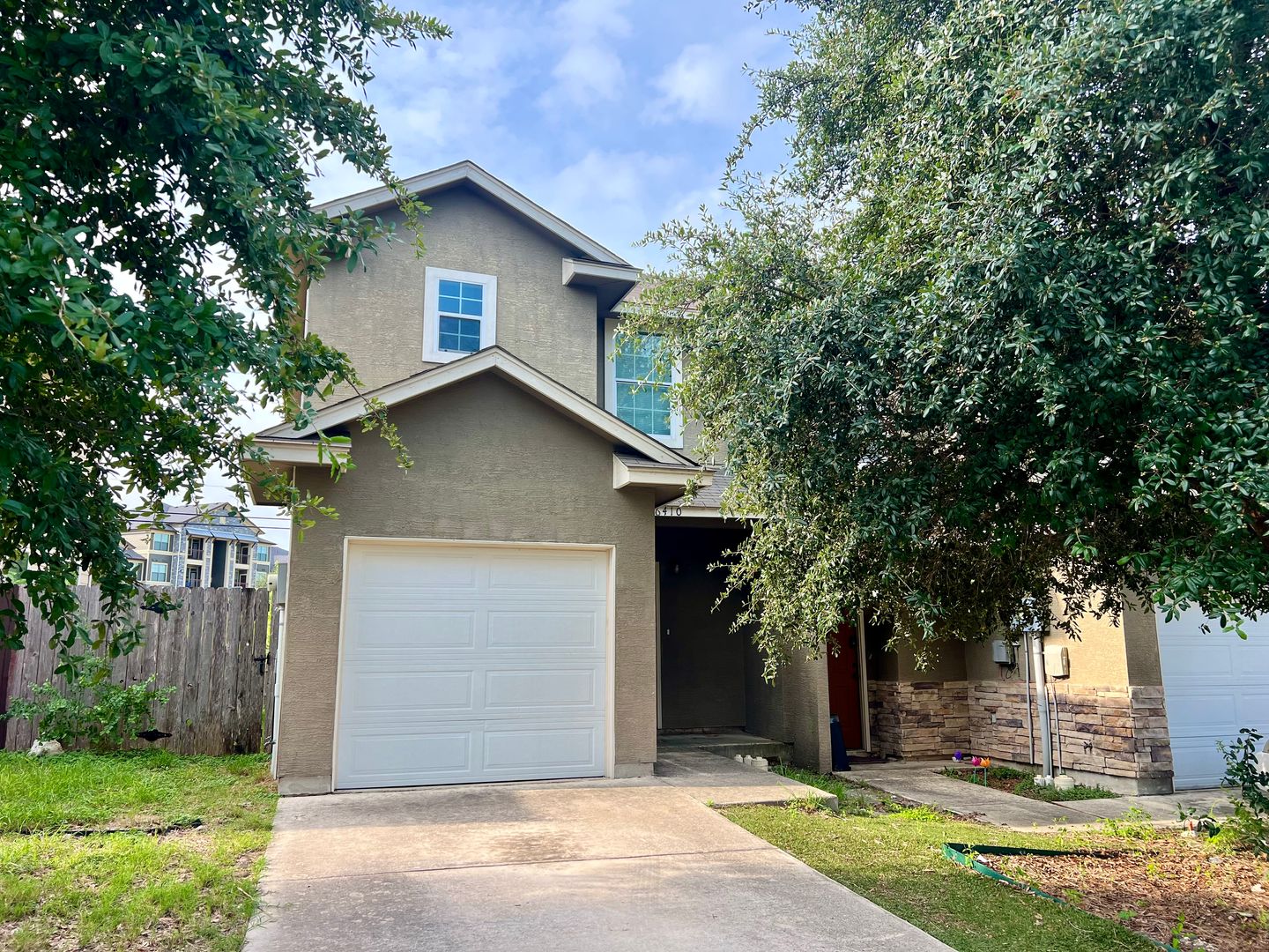 San Antonio Townhome: 6410 Attucks Ln