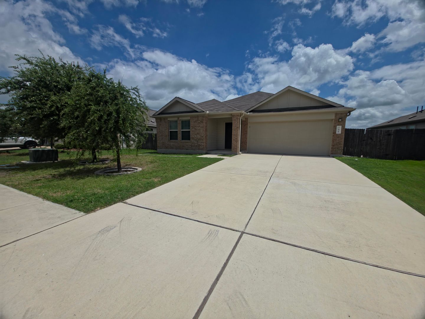 Hutto House: 746 Carol DR.