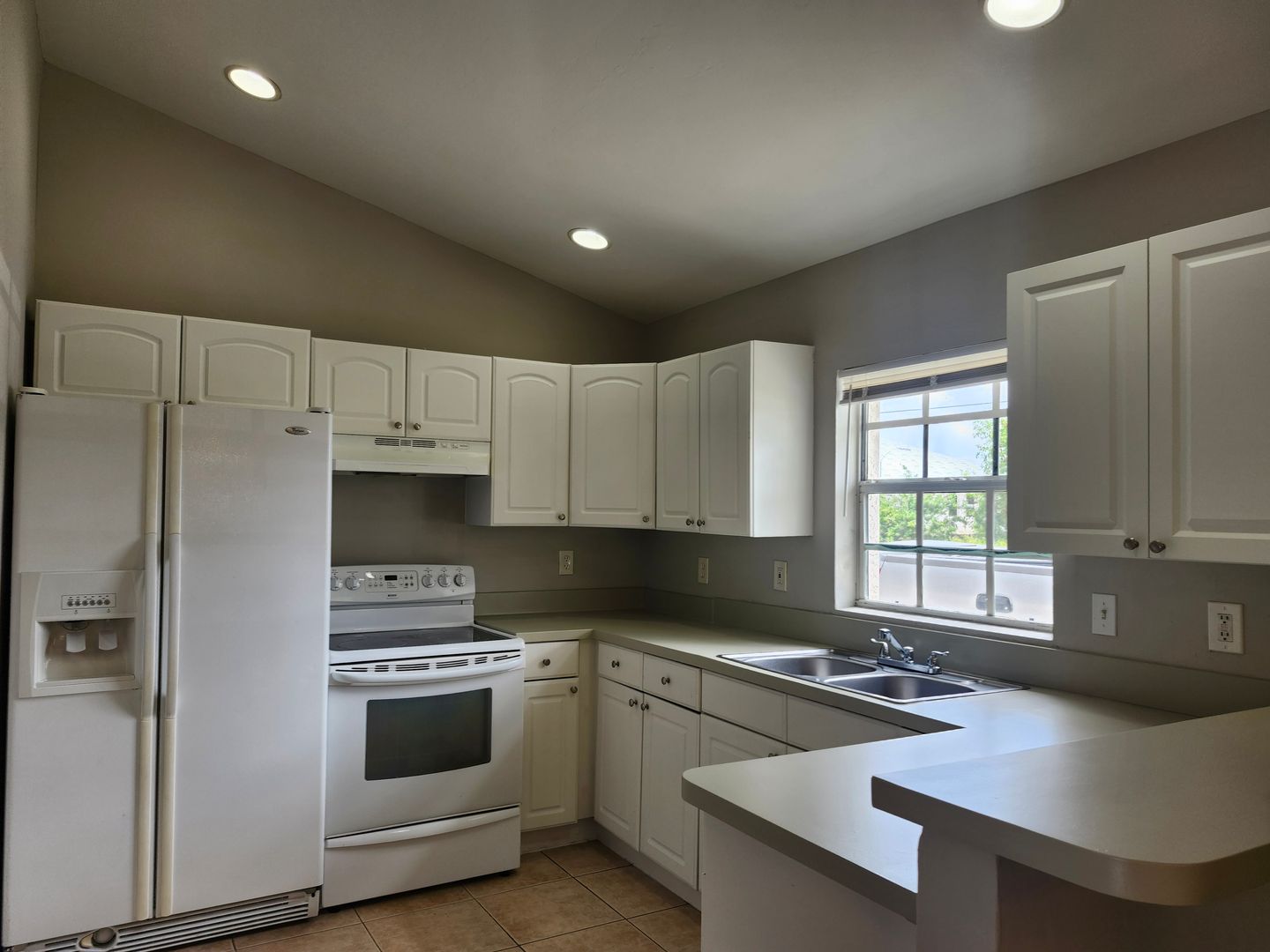 Lehigh Acres Multiplex: 1110 Hightower Ave S