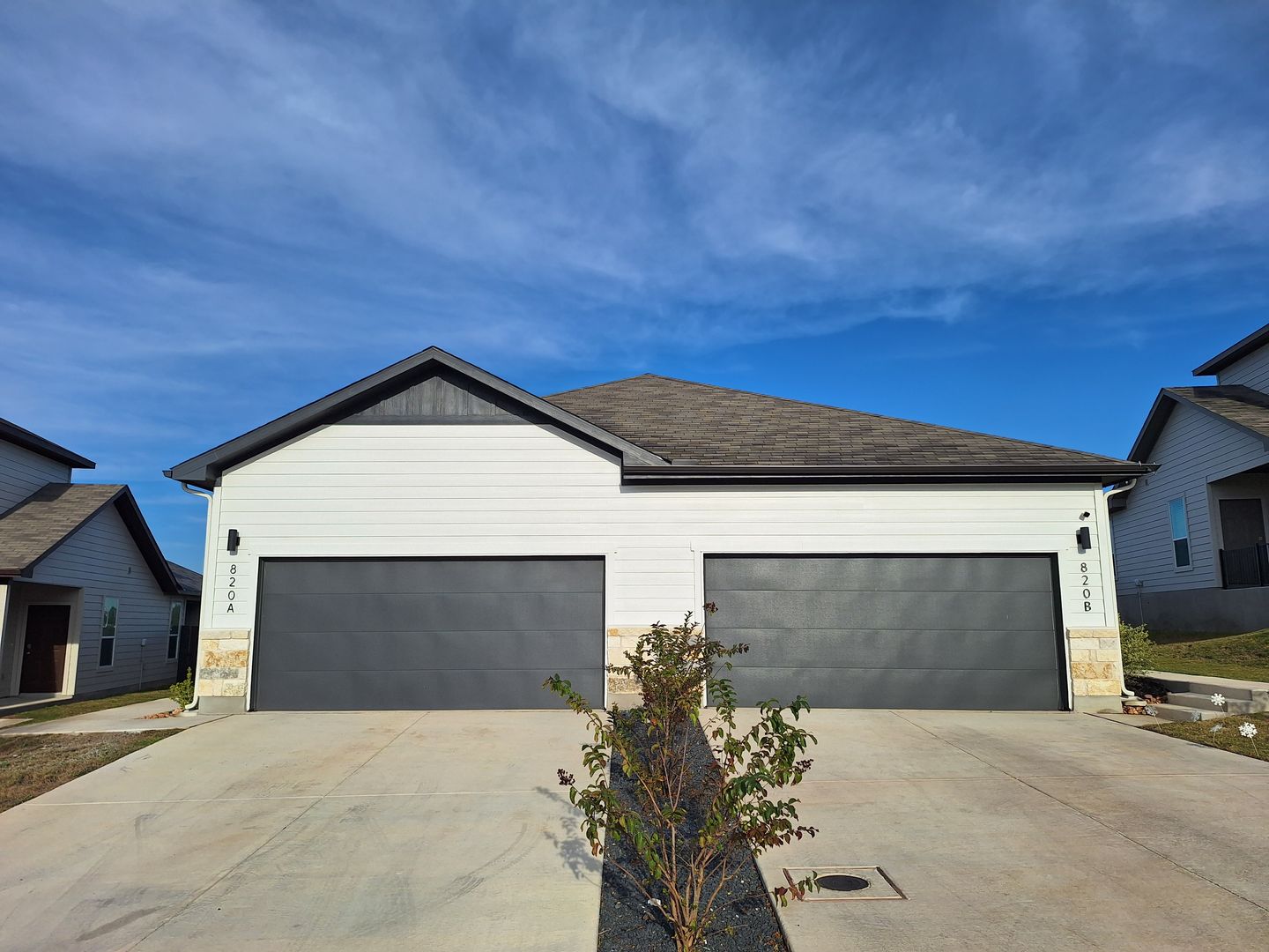 Buda Townhome: 820 Staglin st