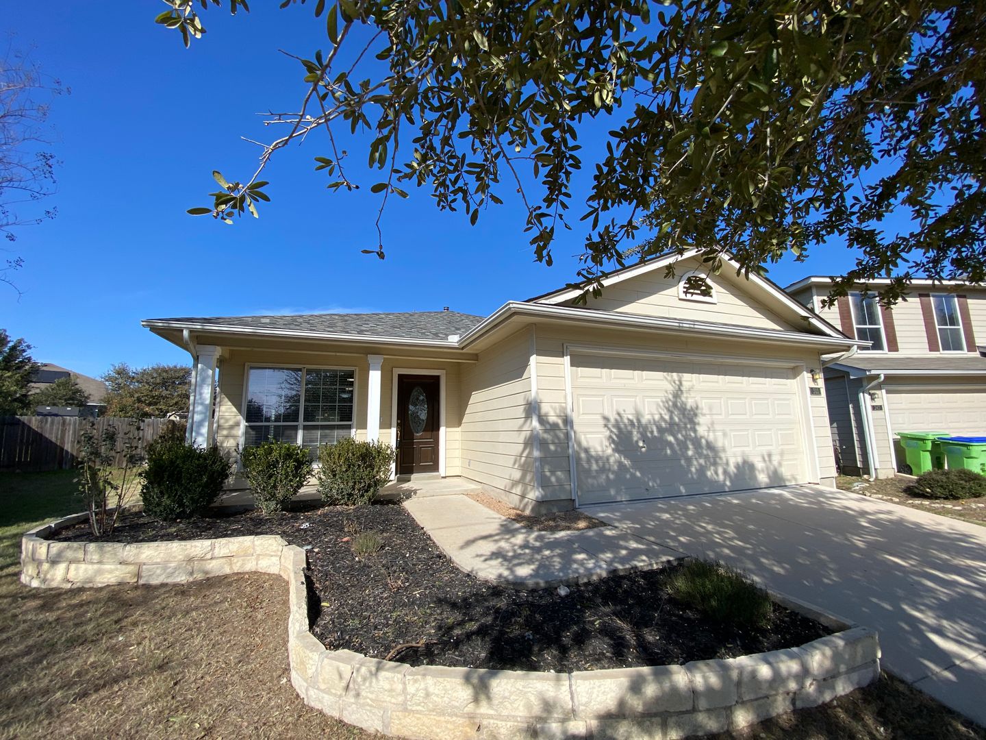San Antonio House: 303 Cardinal Way