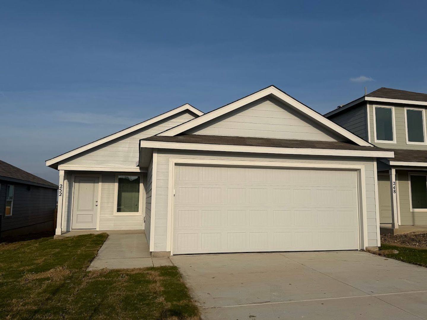 New Braunfels House: 252 Ottawa Way