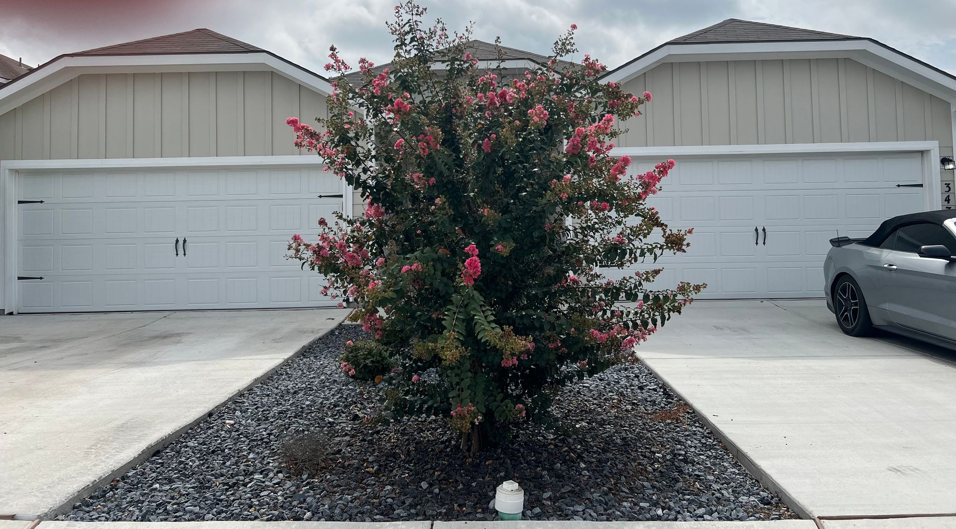 Seguin Multiplex: 3436 Scott Circle