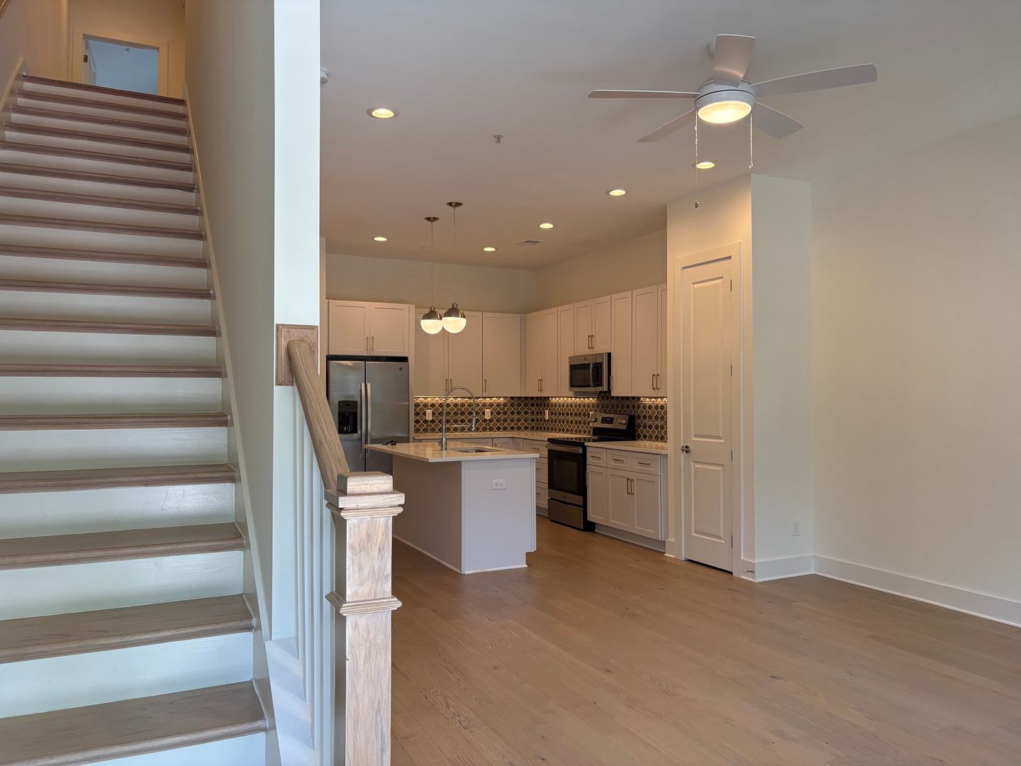 Franklin House: 231 Ribbon Lane