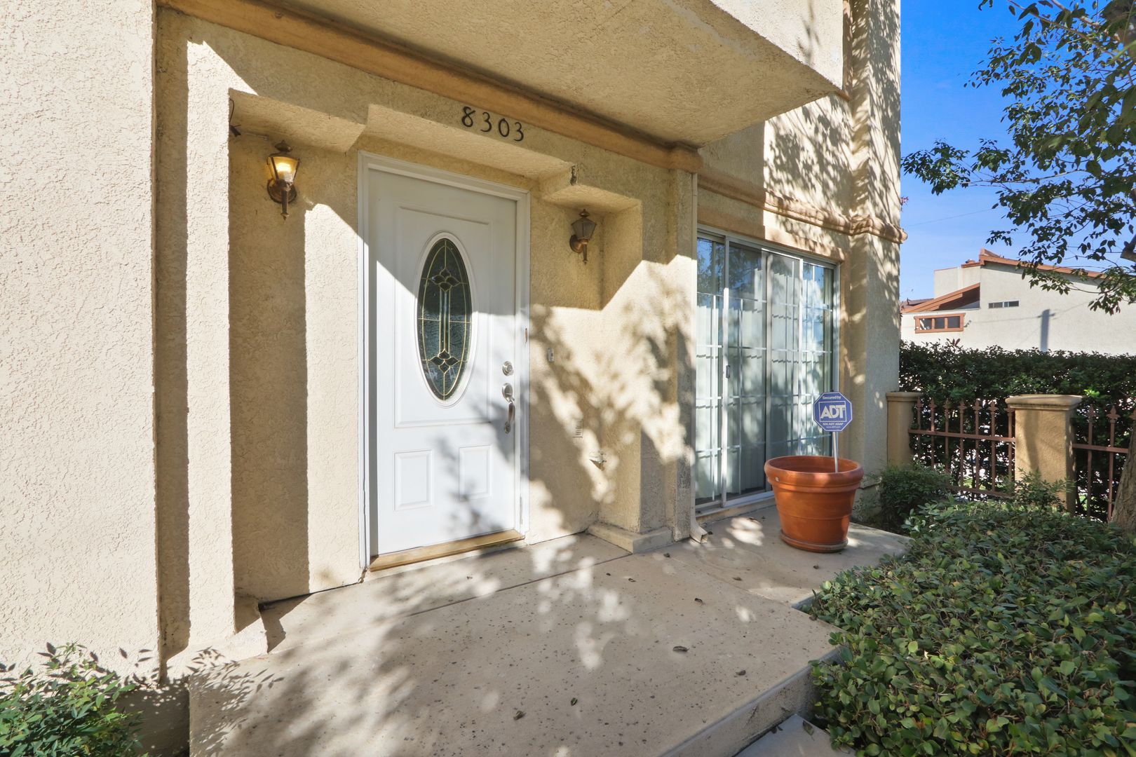 Pico Rivera Townhome: 8303 Rosemead Blvd