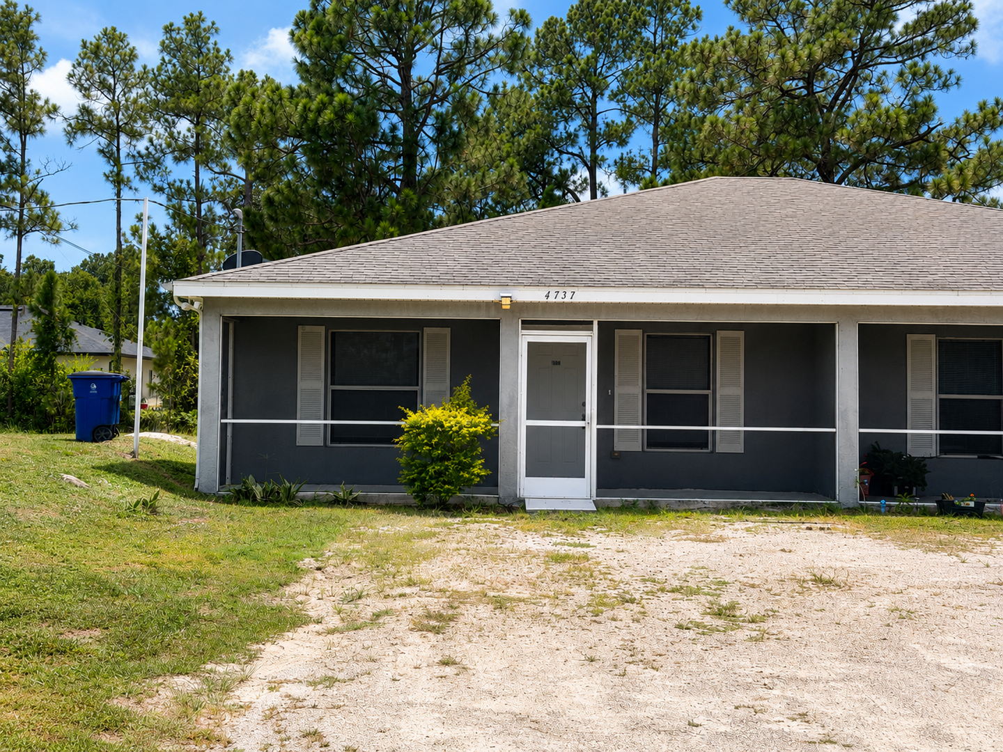 Lehigh Acres Multiplex: 4737 28th St SW