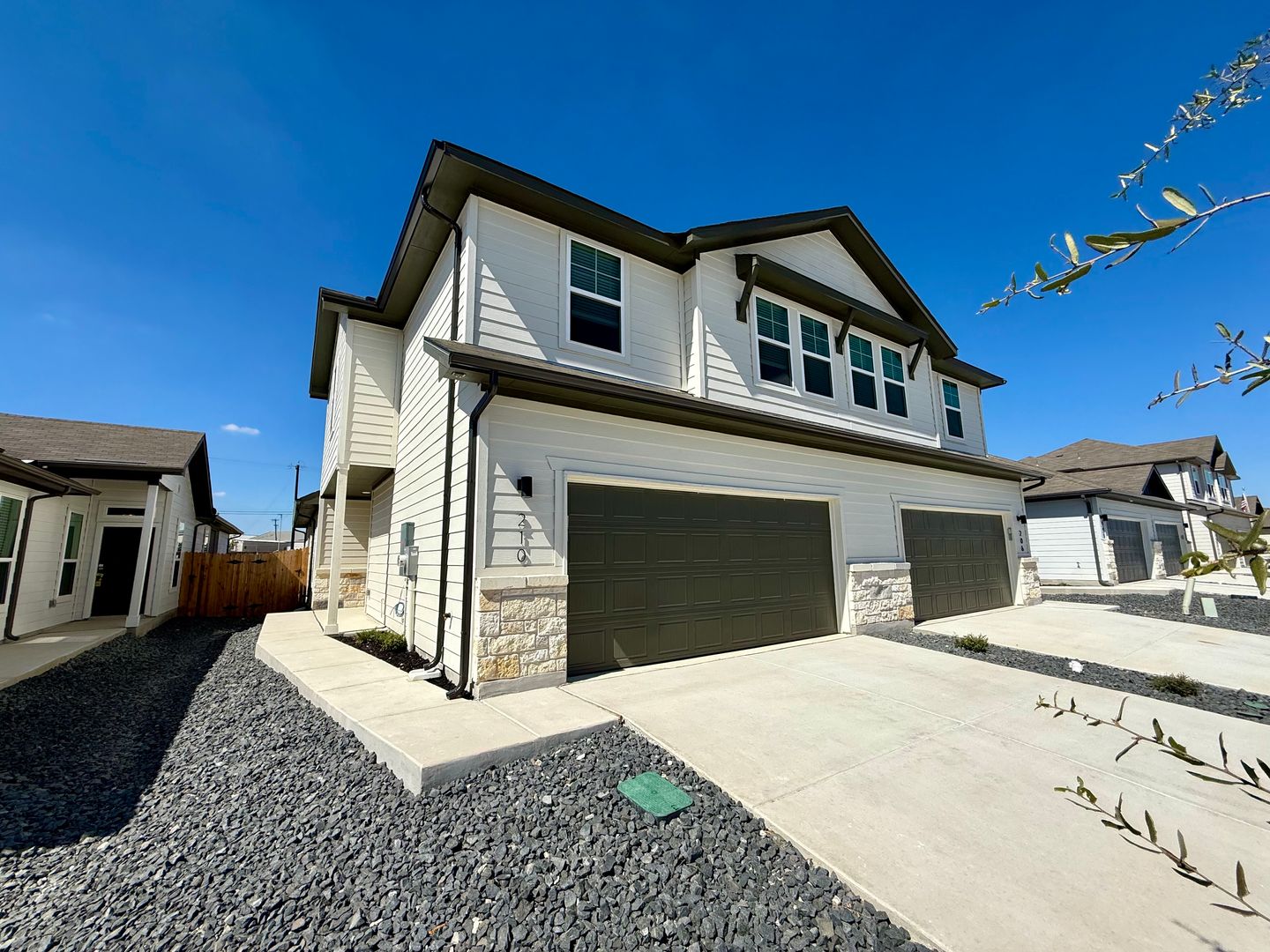 San Antonio Multiplex: 210 Nespral Drive