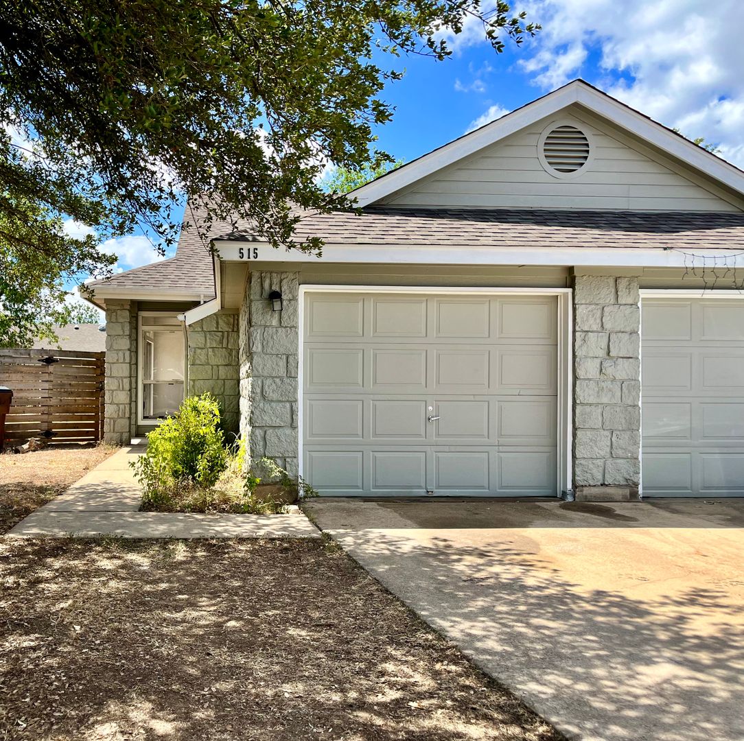 Round Rock Multiplex: 515 Gregory Ct