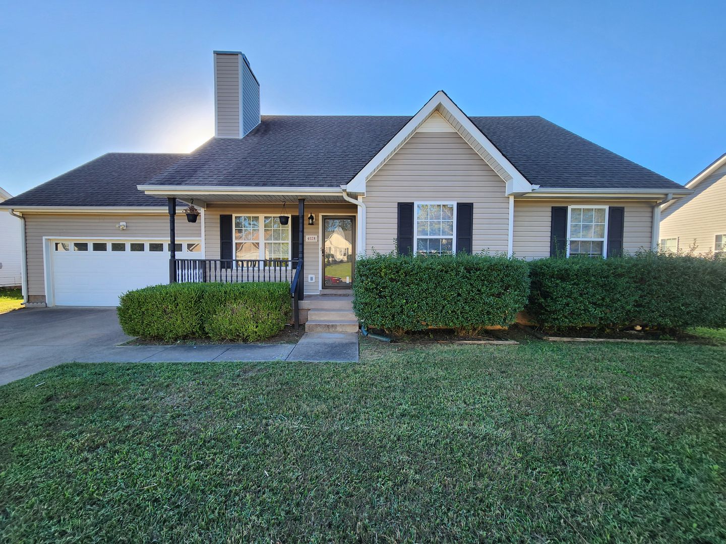 Clarksville House: 4028 Challis Drive