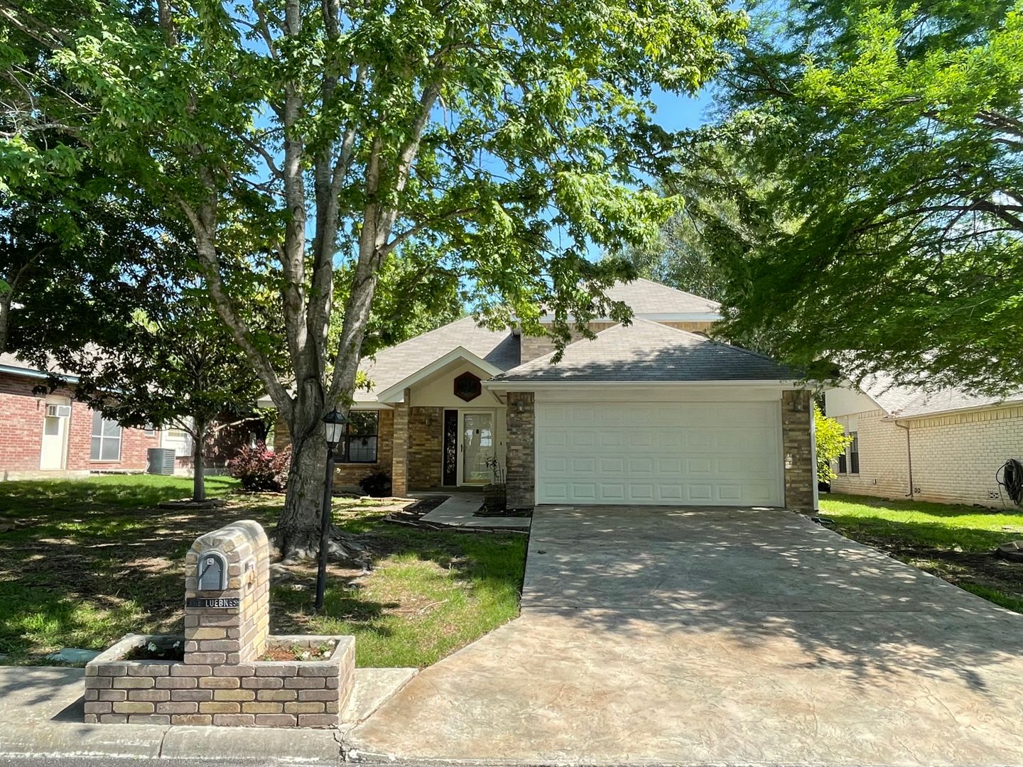Schertz House: 3624 Elm Ct