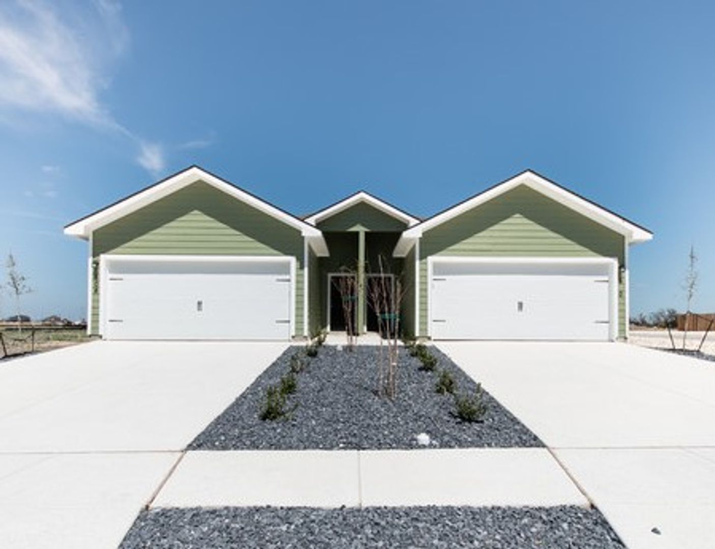 Seguin Multiplex: 601 Ashers Place