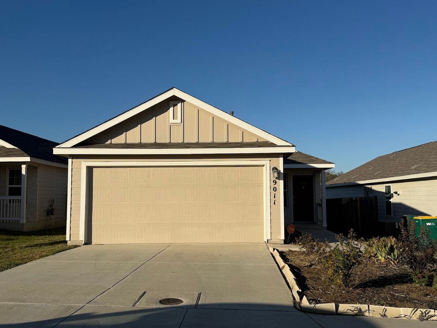 Converse House: 9011 Little Hoss