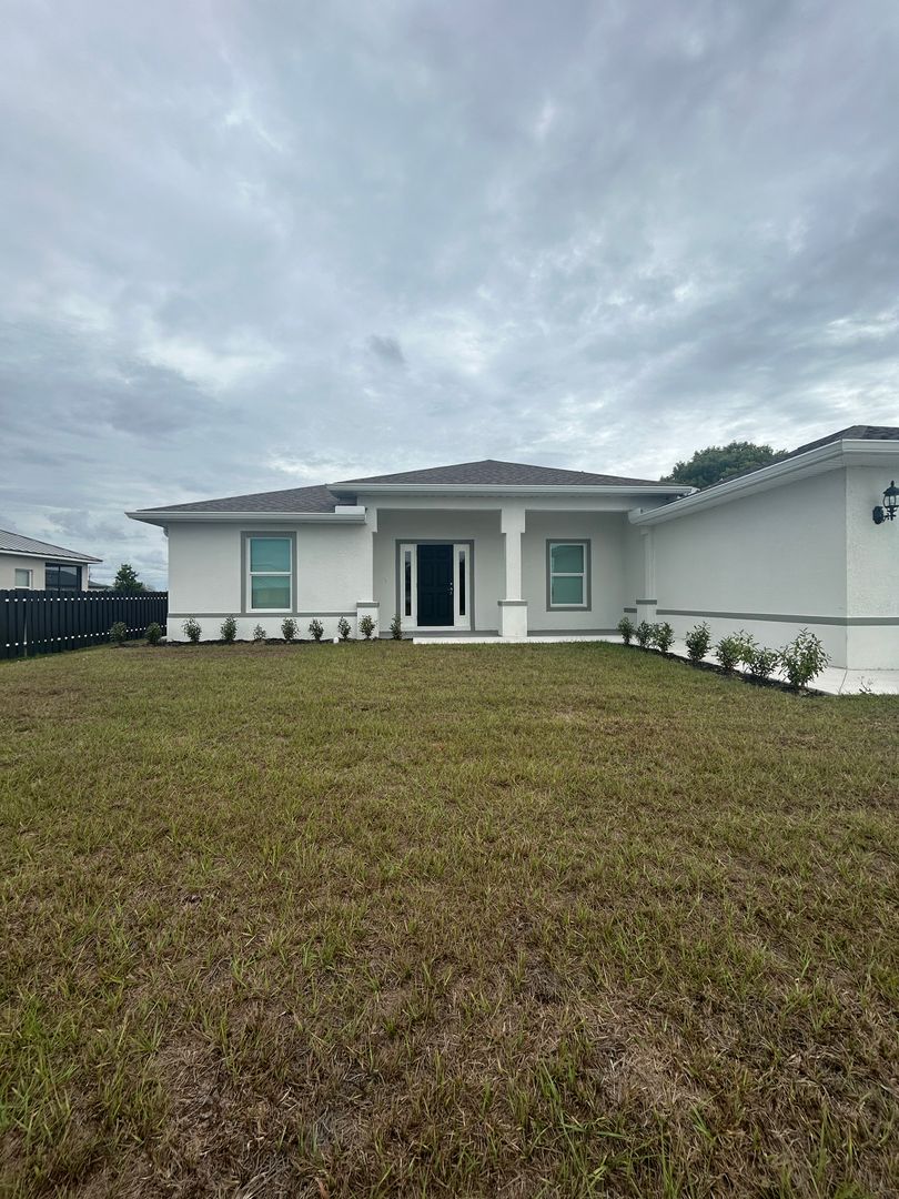 Cape Coral House: 1815 NW 2nd Place