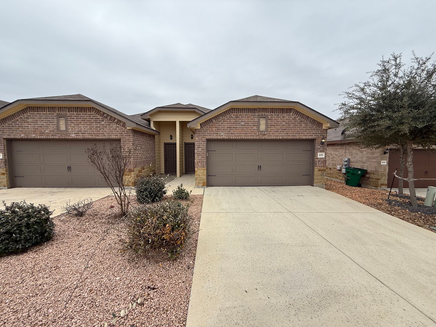 New Braunfels Multiplex: 108 Stacy Ln