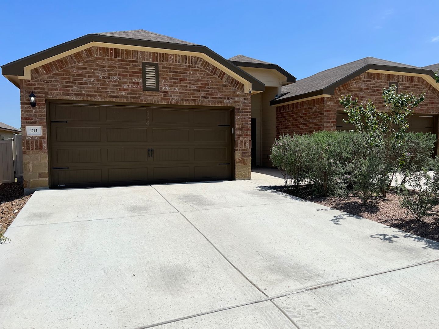 New Braunfels Multiplex: 211 Eugene Pass