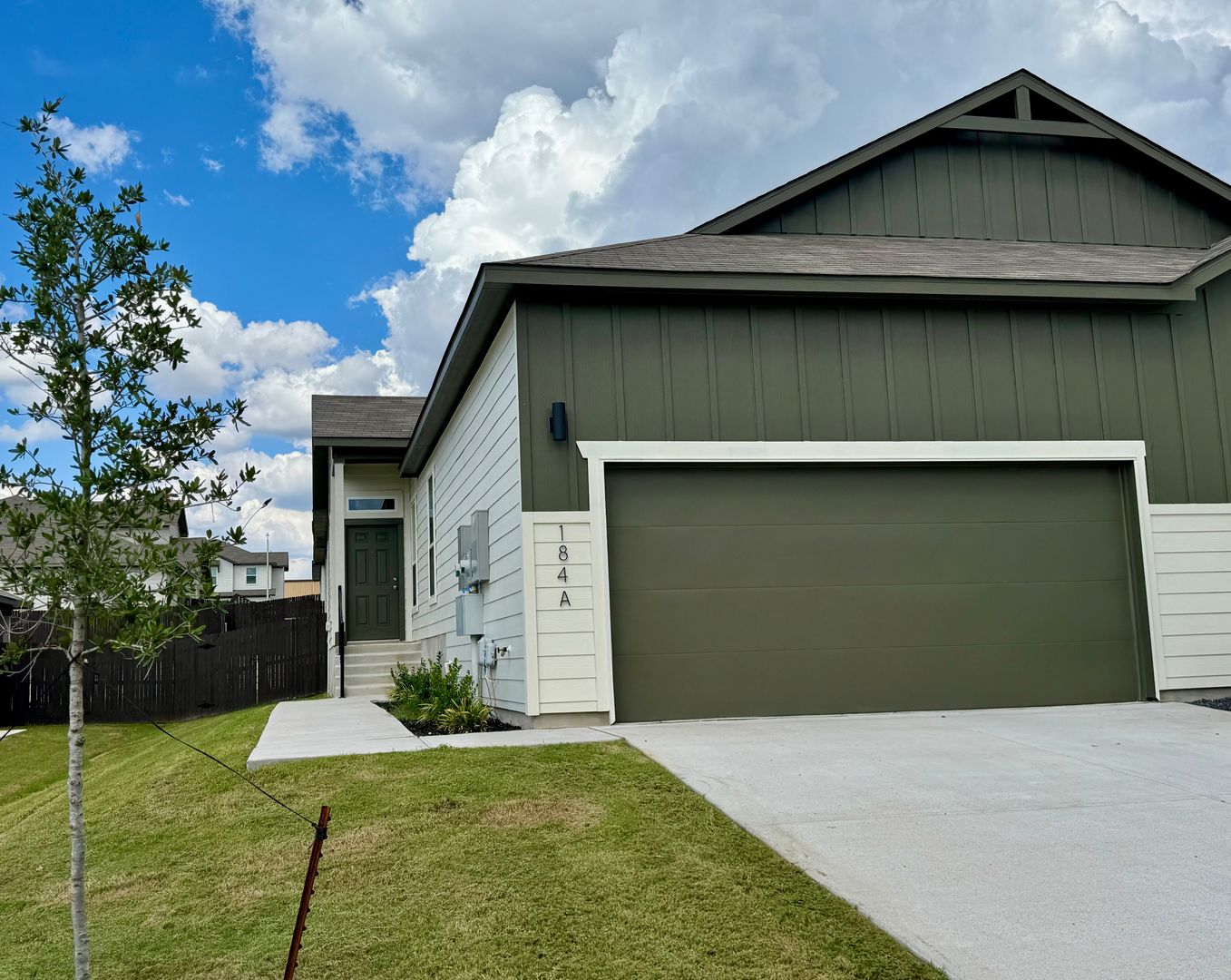 Buda Multiplex: 184 Schrader Dr Unit A