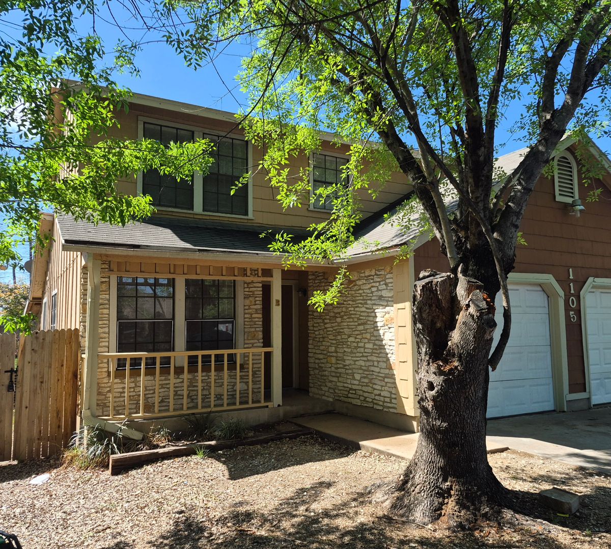 Austin Apartment: 1105 Ash Cv