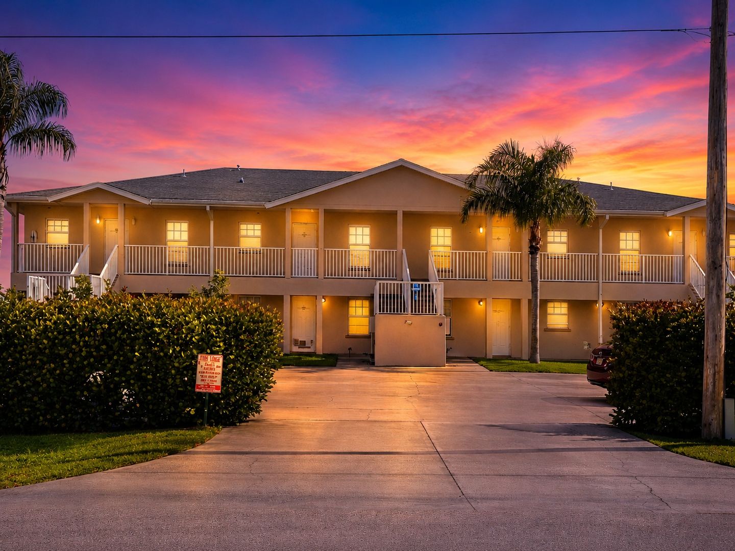 Cape Coral Condo: 621 SW 47th Ter