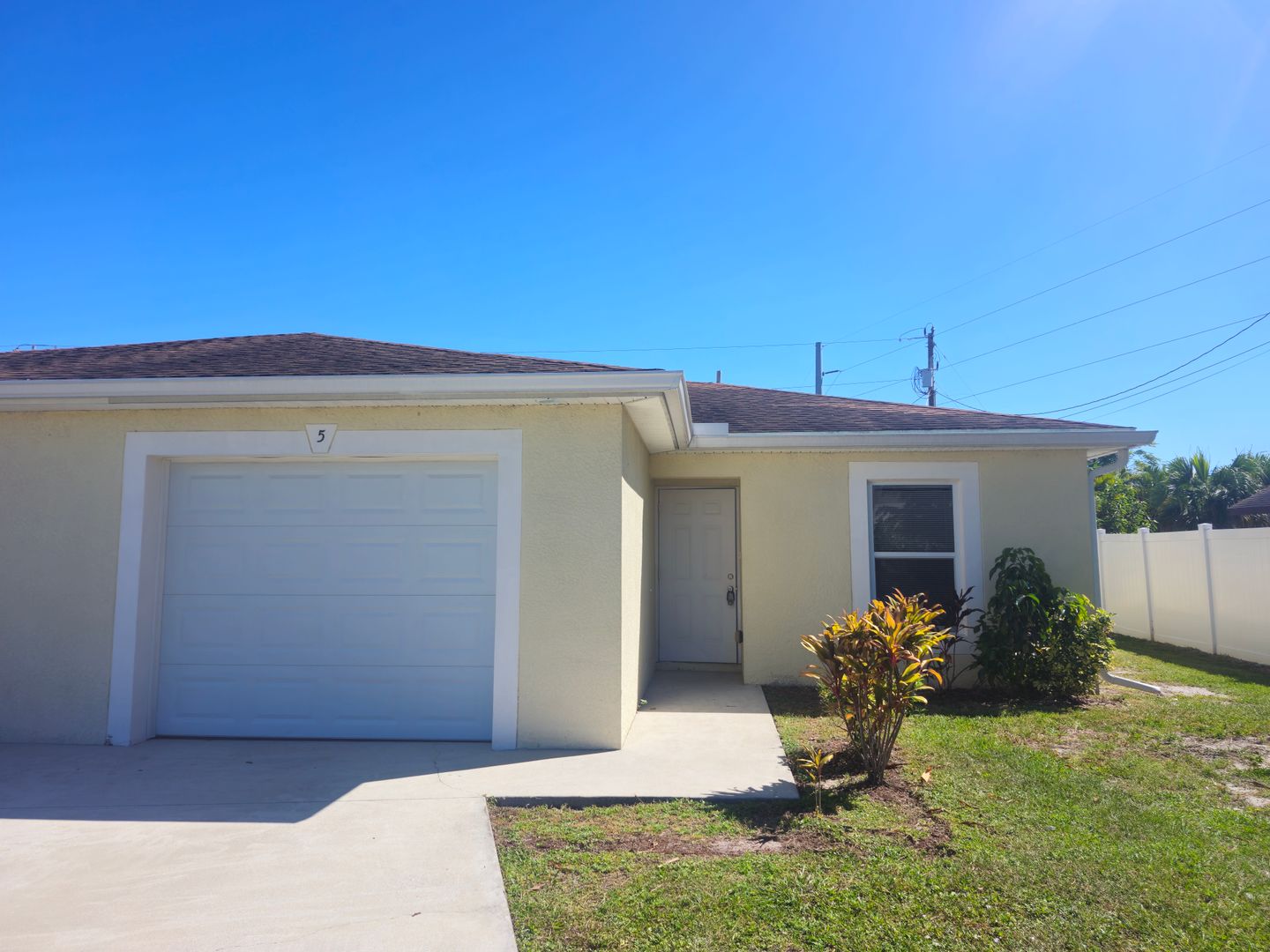 Cape Coral Multiplex: 5 NE 16th Pl