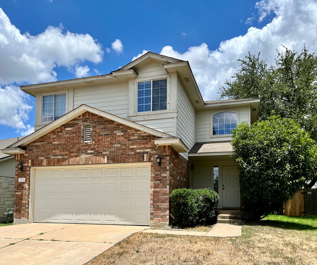 Round Rock House: 3716 Cap Rock Trl
