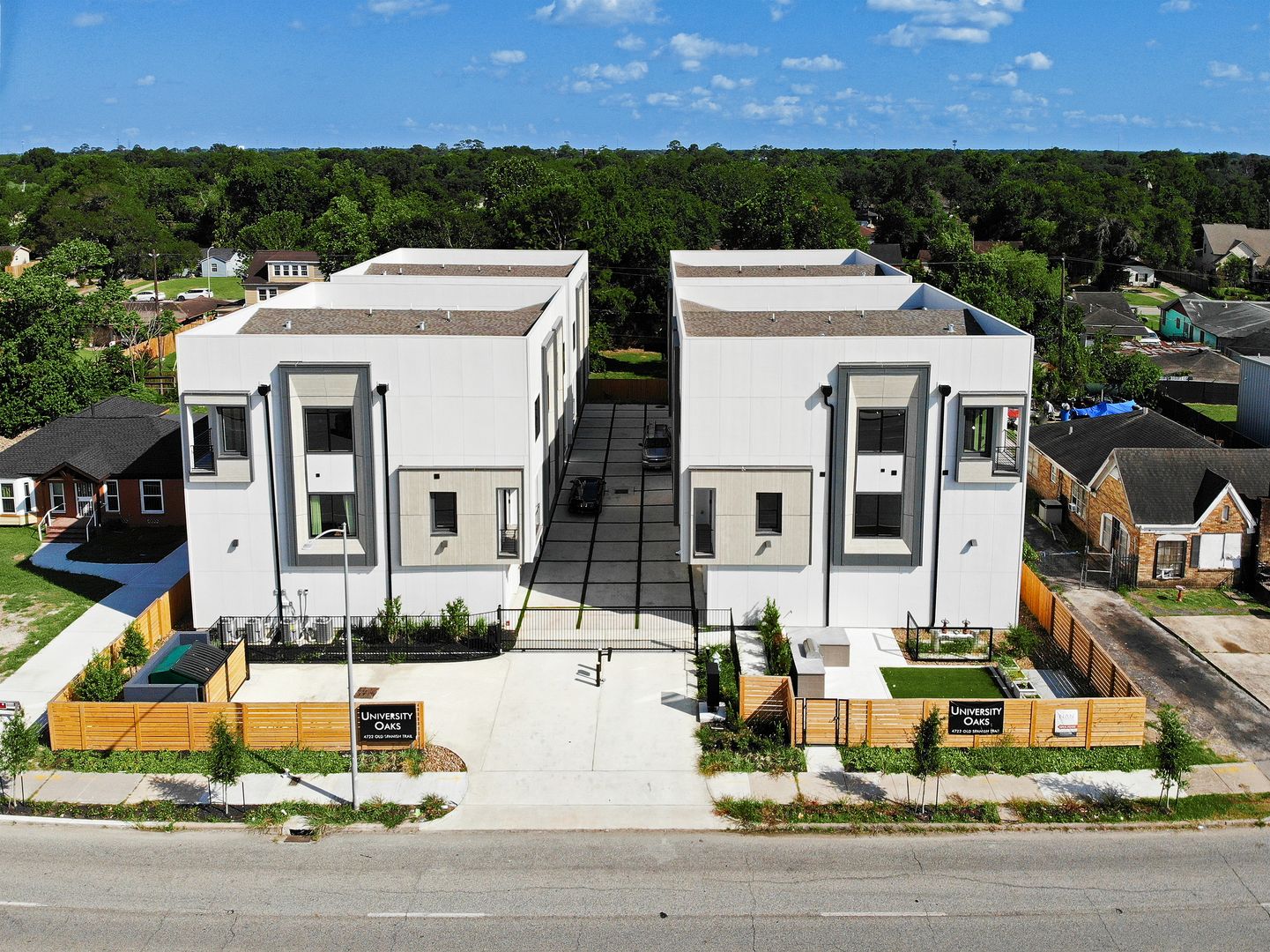 Houston Townhome: 4722 Old Spanish Trl, Building D - 4722 Old Spanish Trl Unit D202