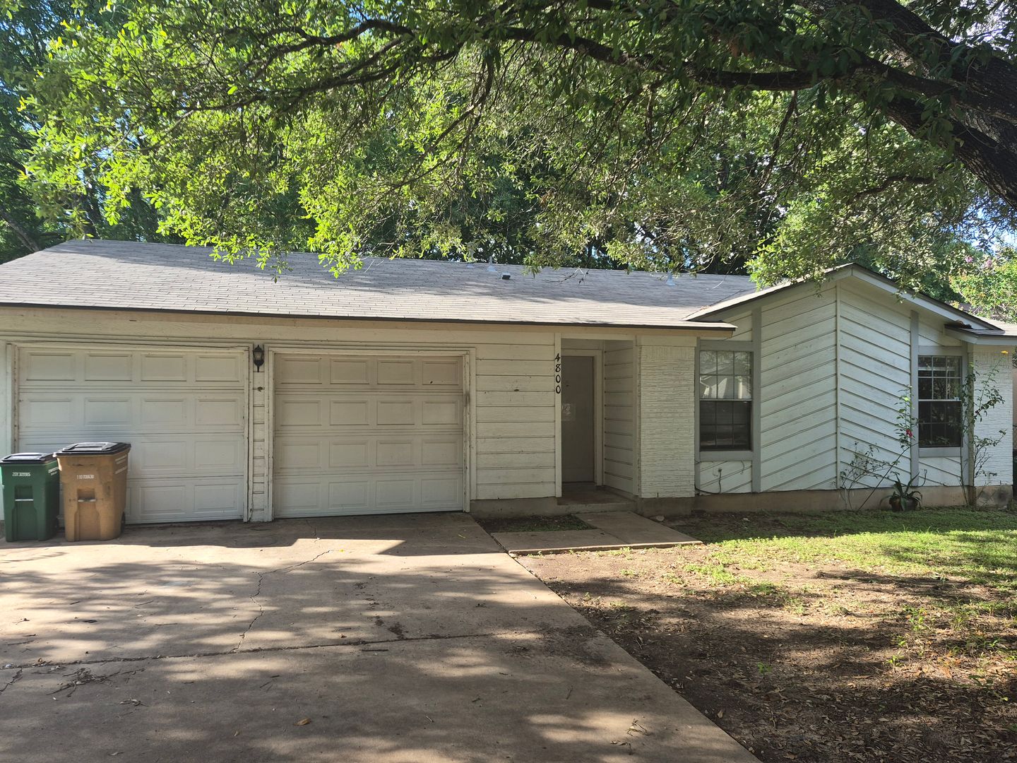 Austin House: 4800 Saguaro Rd
